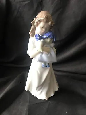 Buy Nao By Lladro Figurine  - Girl Holding Dolly - Very Good Condition • 14.99£