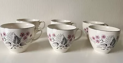 Buy Vintage Tea Set - Vintage Cups, Saucers, Teapot - 22 Pieces - Johnson Brothers • 15£