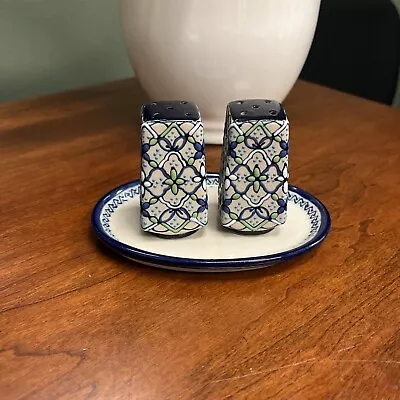 Buy Javier Servin Mexican Pottery Salt & Pepper Set W/Tray Hand Painted Blue/White • 23.62£