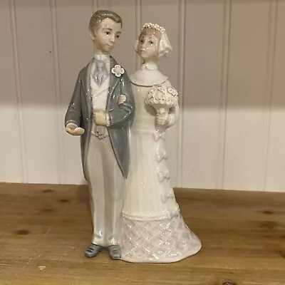 Buy Vintage Lladro Daisa Porcelain Bride And Groom Figurine Wedding Statue Cake Top • 17.07£