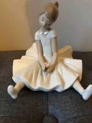 Buy Nao By Lladro Porcelain Figurine Dreamy Ballet • 20£