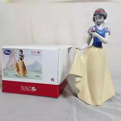Buy Nao By Lladró Disney Snow White Porcelain Figurine Made In Spain With Box • 175.86£