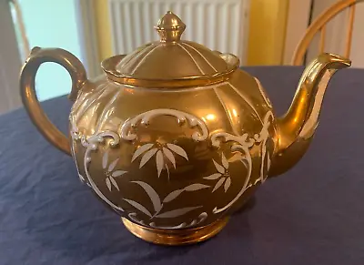Buy Sadler Gold And White Flowers Teapot • 25£