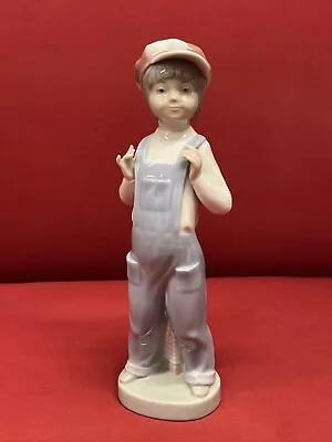 Buy Lladro Figure Concertina Boy • 65£