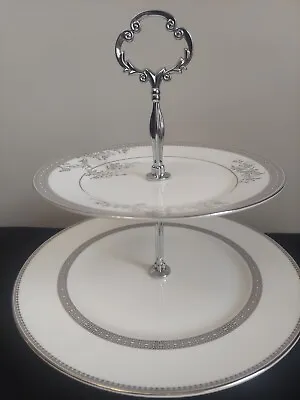 Buy Wedgwood Vera Lace Platinum 2-Tiered Serving Tray • 123.33£