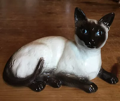 Buy Beswick - Siamese Cat -  No. 1559  Gloss Finish • 6.50£