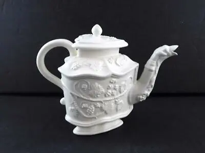 Buy Royal Creamware Victoria And Albert Museum Teapot Collection Limited Edition A+ • 36.74£