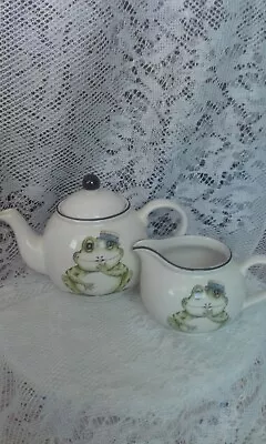 Buy Vintage Arthur Wood Back To Front Frog Design Tea Pot 1 Pint And Cream Milk Jug • 18£