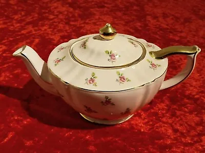 Buy Beautiful Sadler 2353 Vintage Teapot  Pink Roses Design & Gold Gilding • 9.99£