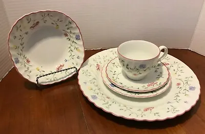 Buy Johnson Brothers ~  Summer Chintz  ~ 5 Piece Place Setting ~ England ~  • 45.90£