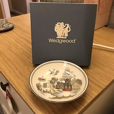 Buy 1) Wedgwood  Trinket/Pin Dish.  10cm Across  Chinese Legend . Bone China • 7.50£