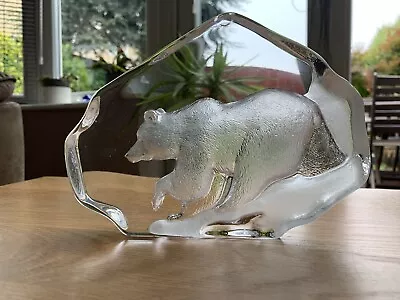 Buy Mats Jonasson Art Glass Adult Grizzly Bear • 20£