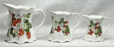 Buy 3x Jugs 'St George' Strawberry Plant Floral Decorative / Useful - Stepped Sizing • 10.50£