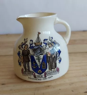 Buy W.H. Goss China - Jug About 600 Years Moat Of Scarborough - Southend On Sea • 5£