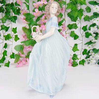 Buy Lladro Figurine Spring Enchantment 6130 Spanish Porcelain Figures • 99.99£