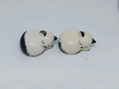 Buy Szeiler 2 Sleeping  Cats Figurines Black And White Vintage Porcelain Miniature  • 8.50£
