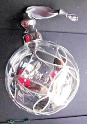Buy 1 Clear Glass Christmas Tree Bauble With Silver Mirror Finish Design. • 2.95£