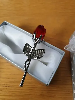 Buy Choice Crystal By FASHIONCRAFT..Red Rose With Silver Effect Stem. • 4.50£