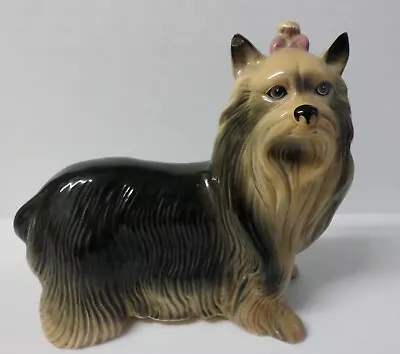 Buy An Unmarked Vintage Ceramic Figure Of A Yorkshire Terrier - Good Condition • 10£