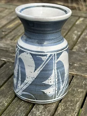 Buy Nicola Werner  Aldermaston Studio Pottery Tin Glaze Vase Alan Caiger Smith Link • 35£
