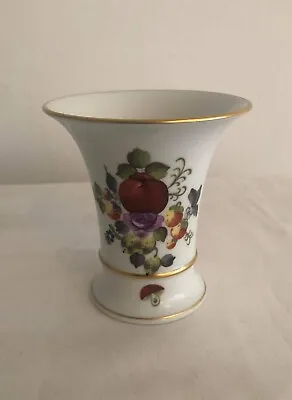 Buy A Really Nice HEREND HUNGARY Hand Painted China Vintage Cabinet Vase • 49.50£