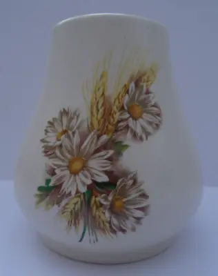 Buy SMALL 9cm VASE. PURBECK GIFTS POOLE DORSET. Floral Design. DAISY. LEUCANTHEMUM. • 6.99£