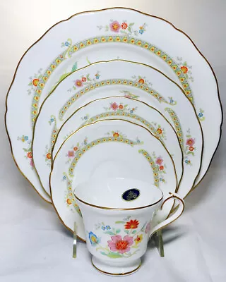 Buy SHANGRI-LA By Aynsley 5 Piece Place Setting NEW NEVER USED Made In England • 152.11£