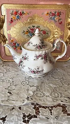 Buy Royal Albert Lavender Rose Teapot - Large  Teapot -Vintage Made In England 1st • 55£