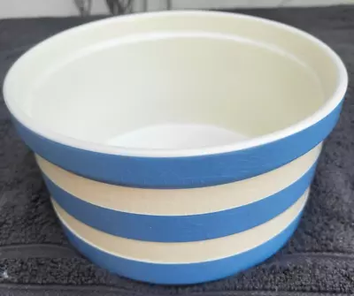 Buy T.G. Green Gresley Cornishware White And Blue Sooffle / Round Bowl. 7  • 46.71£