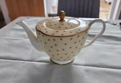Buy Wedgewood Polka Dot Teapot • 25£