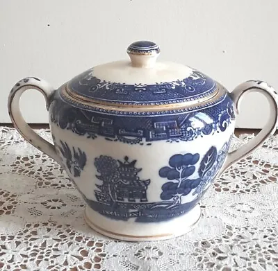 Buy  Victoria Fenton England Blue Willow Transfer Ware  Sugar Bowl C.1950s • 22£