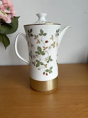 Buy Vintage Wedgewood Bone China Automatic Coffee Pot In Wild Strawberry Boxed • 59.50£