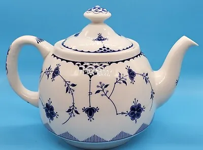 Buy Johnson Brothers Blue Denmark Pattern Tea Pot 40 Oz Blue And White China. • 39£