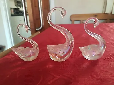 Buy 3 X Heron Handmade Pink Swans Iridescent Glass Large & 2 Medium Size In V.G.C. • 19.99£