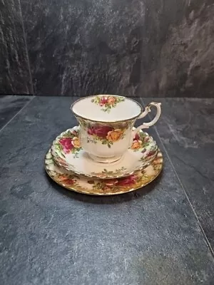 Buy Royal Albert Old Country Coffee Cup Trio • 10£