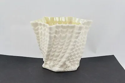 Buy Belleek Irish Porcelain Limpet Pattern Twist Vase - Mint • 62.73£