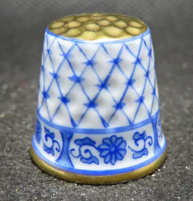 Buy Herend Hungary Hand Painted Thimble Collection #3 • 20£