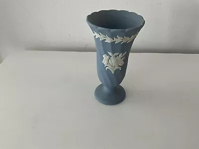 Buy Small Wedgwood Blue & White Jasperware Vase With More Unusual Flower Detail • 3.50£