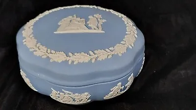 Buy Wedgewood Round Scalloped Jasperware Blue & White Lidded Trinket Box • 4.99£