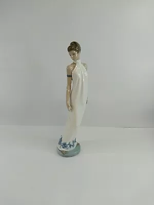 Buy Rare Nao Lladro Elegance Figurine Tall Girl Made In Spain Daisa 1994 12” 575 • 14.99£