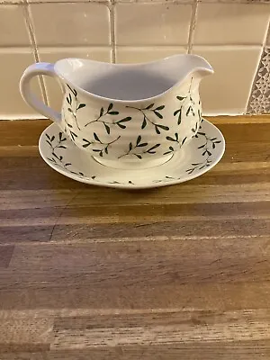 Buy Portmeirion Sophie Conran Mistletoe Gravy/Sauce Boat And Stand.Brand New.Boxed. • 44.99£