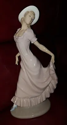 Buy Vintage Nao Lladro Daisa Retired 1980 Elegant Lady With Pink Dress 11.5  Tall • 55£
