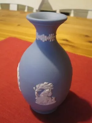 Buy Classic Wedgwood Jasperware Blue And White Pottery - Small Vase  • 5.95£