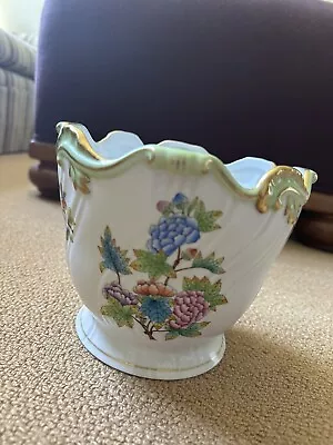 Buy Herend Queen Victoria Hand Painted Porcelain Cachepot/Planter • 275.71£
