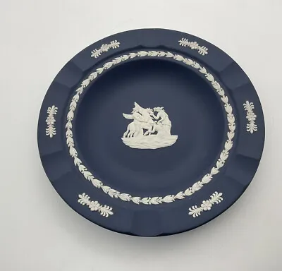 Buy Portland Blue - Wedgwood Jasperware Plate / Bowl With Scalloped Edge - Dark Navy • 19.95£