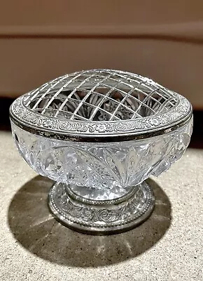 Buy Beautiful Vintage Crystal Cut Glass Rose Bowl / Posy Bud Vase • 1.20£