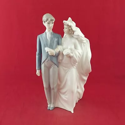 Buy Nao By Lladro Porcelain Figurine 1247 Bride And Groom Wedding Couple - 7980 L/N • 106.25£