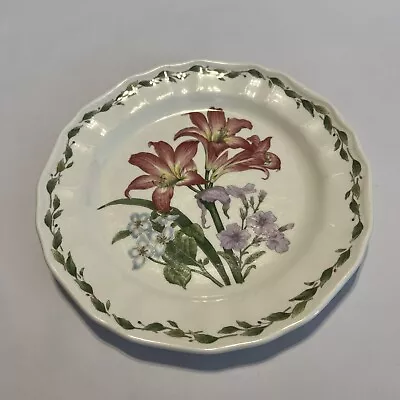 Buy Noritake Casual Gourmet Garden Dinner Plate Lily Flower • 14.17£