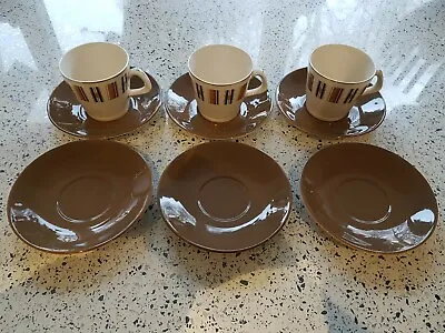 Buy Vintage Crown Clarence Venetia Pattern 3 Cups And 6 Saucers • 6.95£