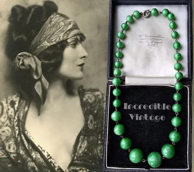 Buy Art Deco BOHEMIAN CZECH Satin Glass Chunky Beads Necklace Vintage Apple Green • 79.95£